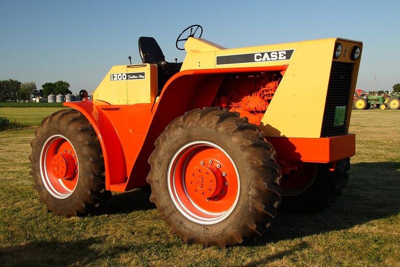 resources of Kubota M6-131 Utility 131hp Tractor exporters