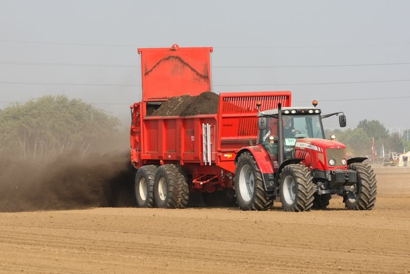 resources of Massey Ferguson 385 4x4 exporters
