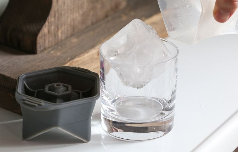 resources of Magic decanter gift set exporters