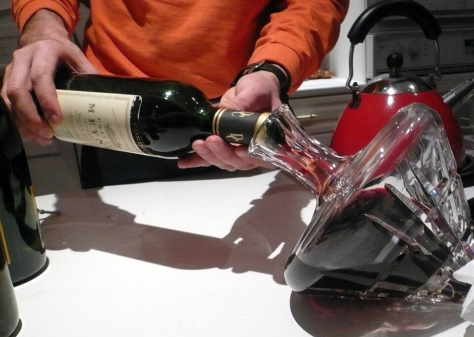 resources of Wine Pourer Wine Stopper Barware exporters