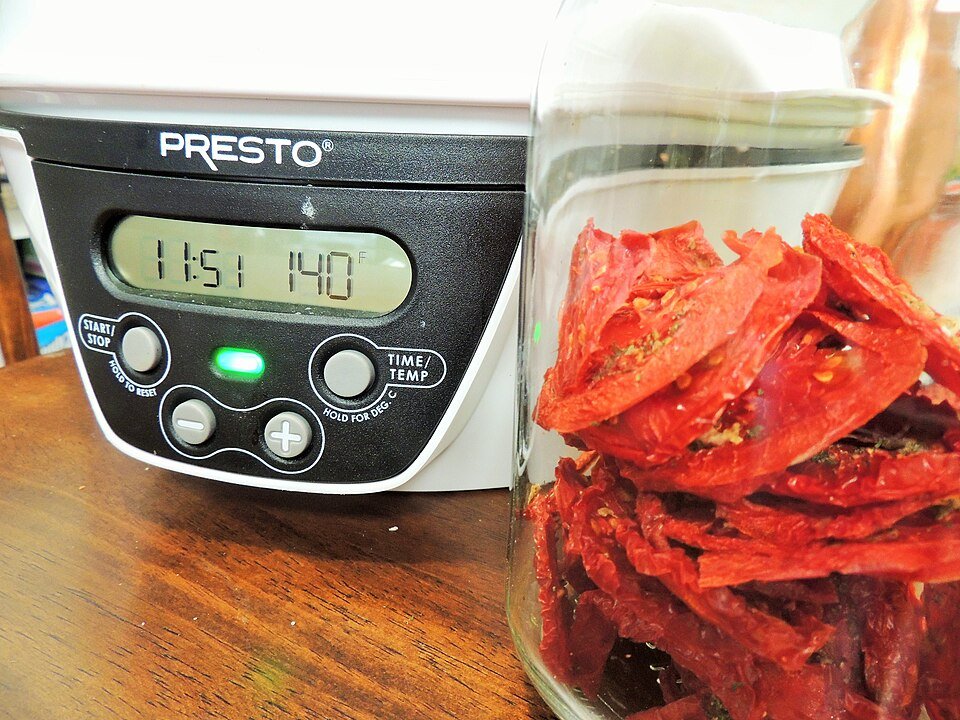Dehydrated Tomato Exporters, Wholesaler & Manufacturer | Globaltradeplaza.com