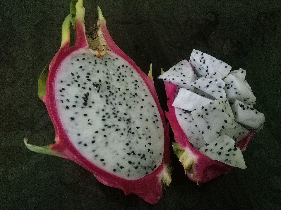 Dragon Fruit Exporters, Wholesaler & Manufacturer | Globaltradeplaza.com