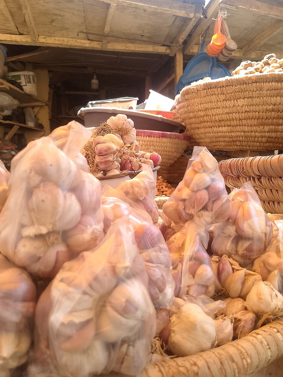 resources of Fried Garlic Granules And Fried Garlic Flake exporters