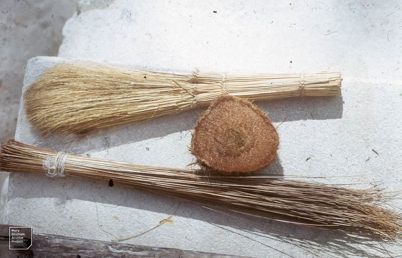 resources of Palm Ekel Broomstick And Coconut Broom Stick exporters