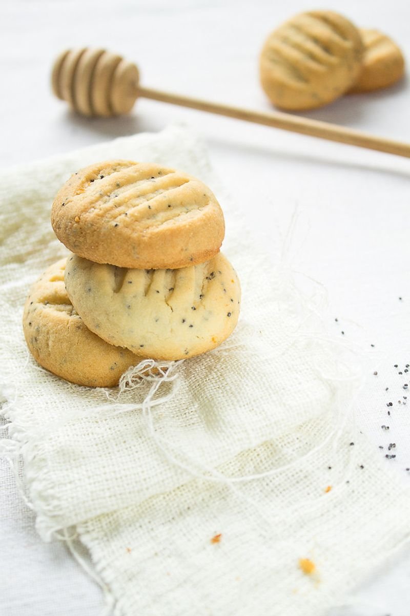 resources of Biscuits - Coconut Golden Crisp Cookie exporters