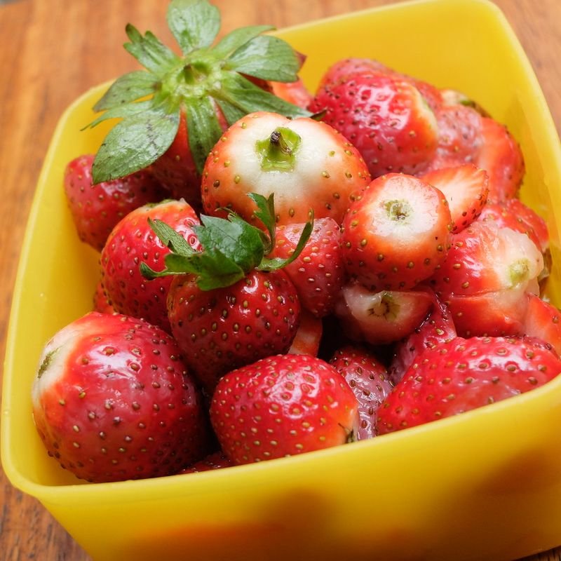 resources of STRAWBERRY FRESH & FROZEN exporters