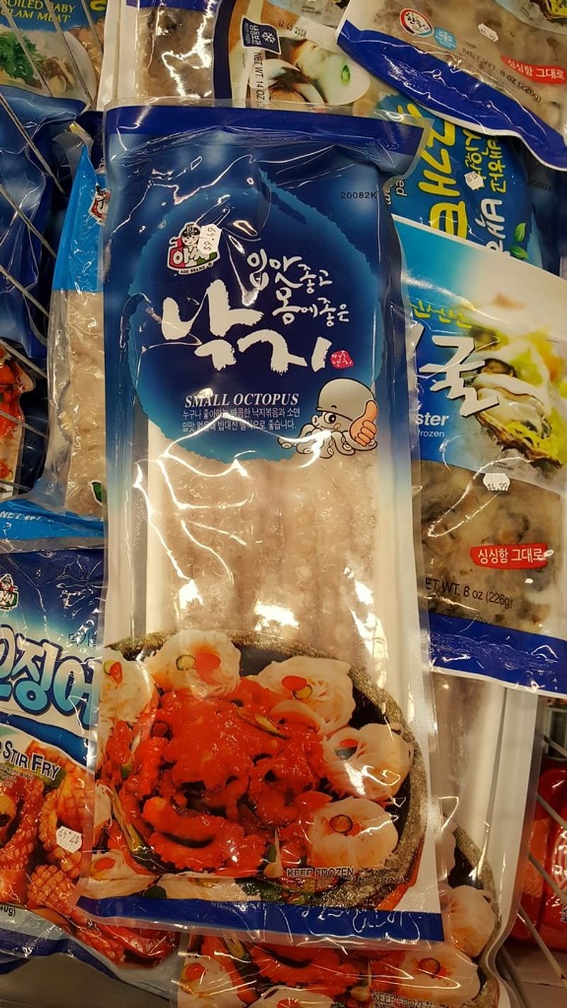 resources of Fish finished snack/products exporters
