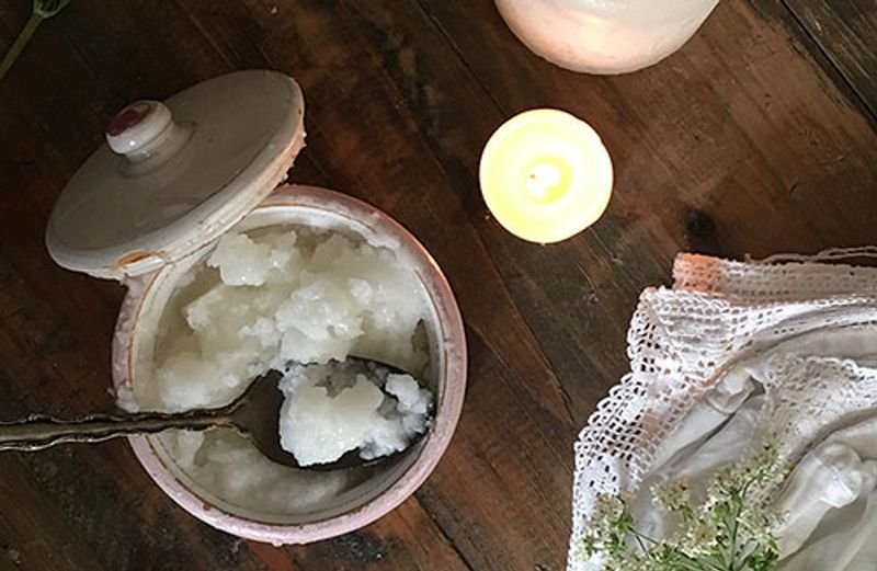 resources of Quartz crystal singing bowl and quartz products exporters