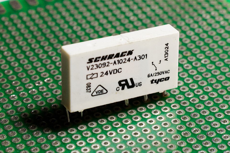 resources of Relay Module , Part Number : A2115459301 exporters