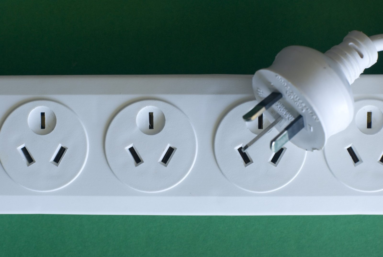 resources of Hand Rolling Extension Socket 6000w exporters resources of Hand Rolling Extension Socket 6000w exporters
