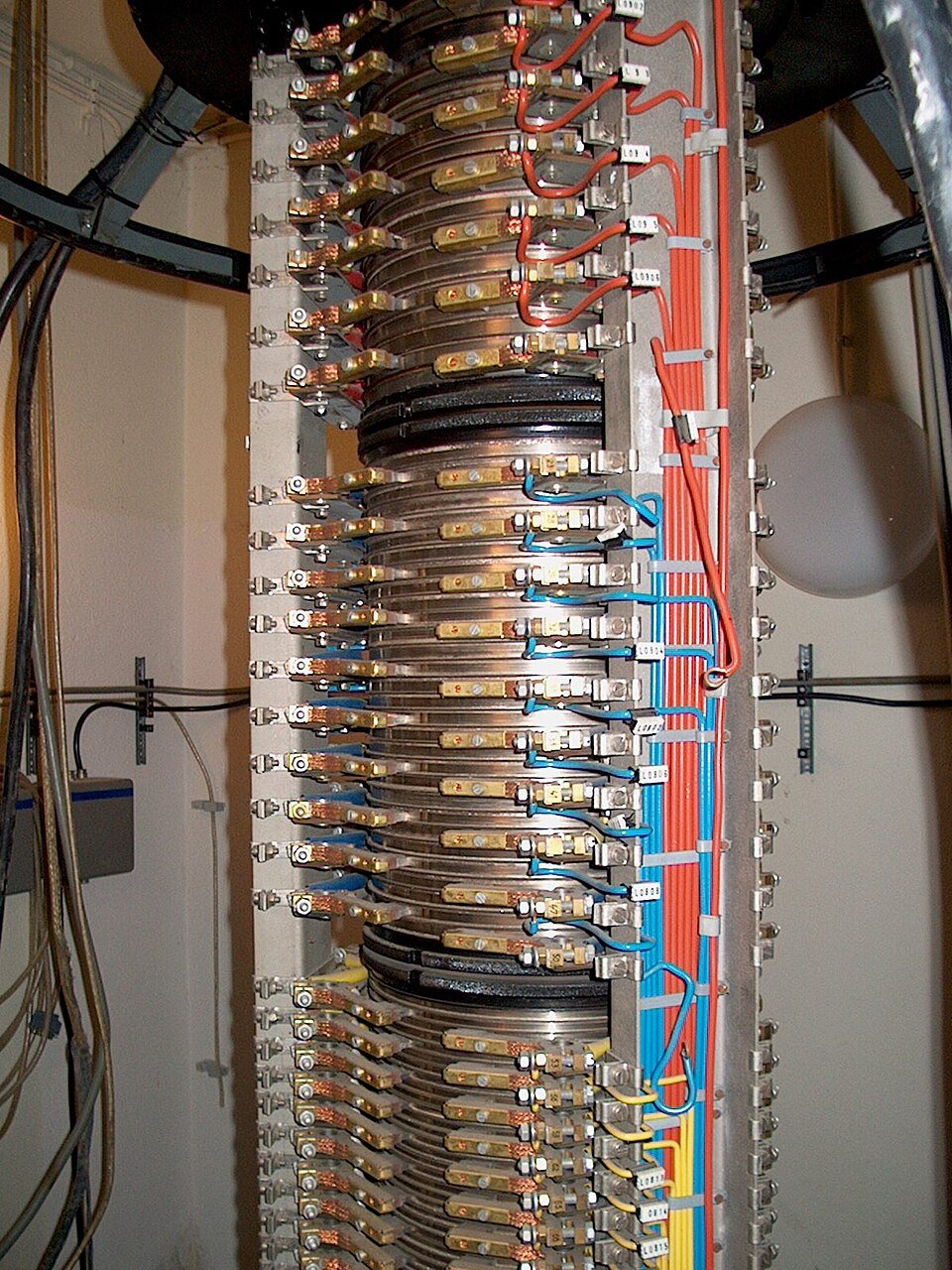 resources of Enclosed Cable Drag Chain exporters