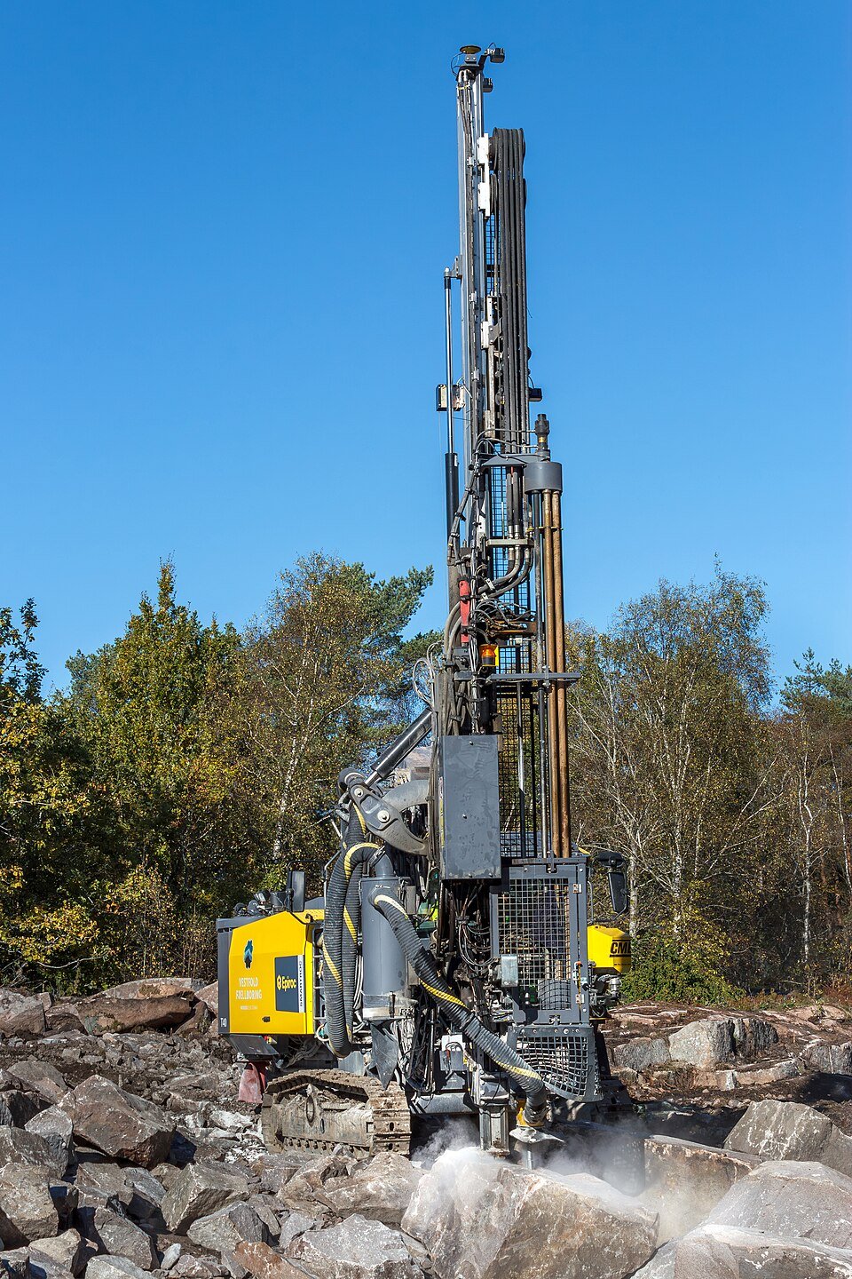 Drilling Machines & Tools Exporters, Wholesaler & Manufacturer | Globaltradeplaza.com