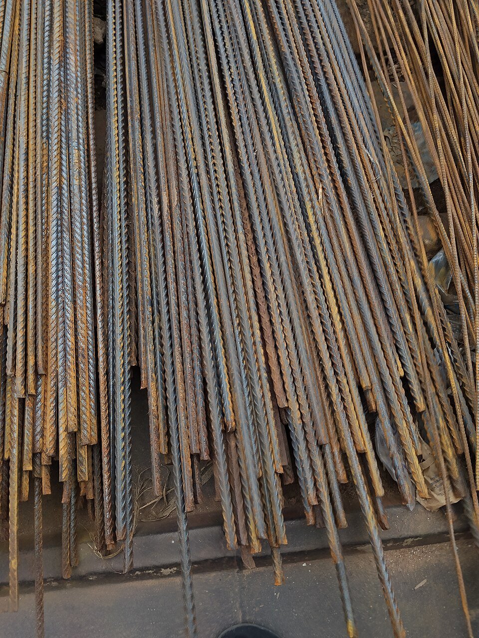 Iron Rods Exporters, Wholesaler & Manufacturer | Globaltradeplaza.com