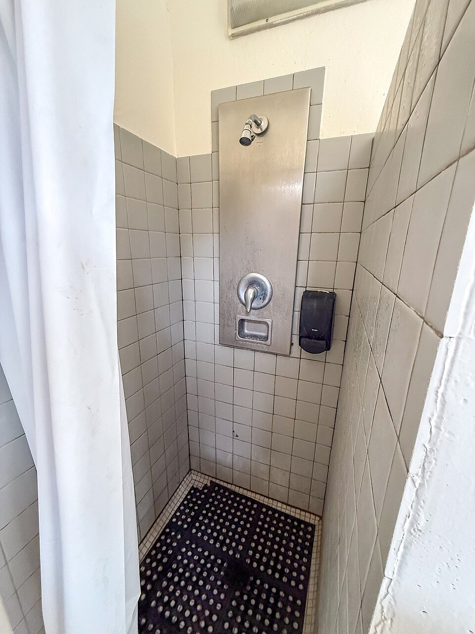 Shower Accessories Exporters, Wholesaler & Manufacturer | Globaltradeplaza.com