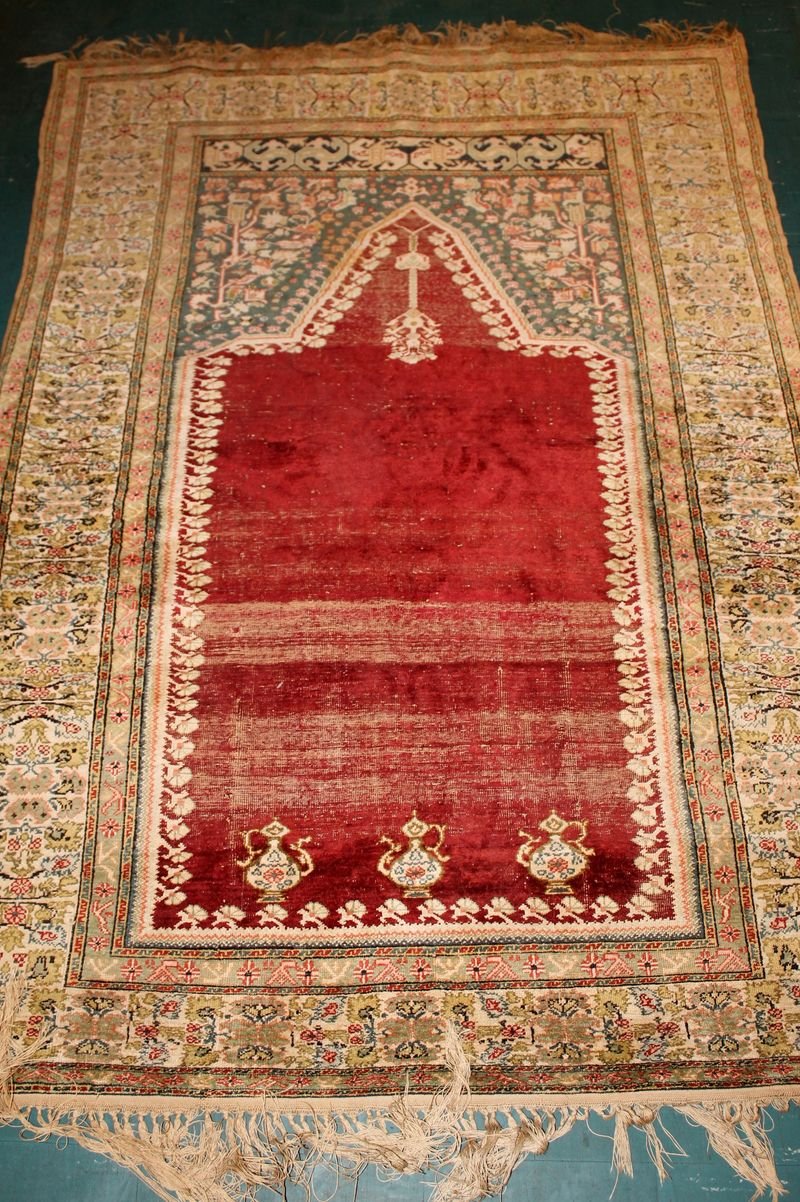 resources of Antique rugs- loose back exporters