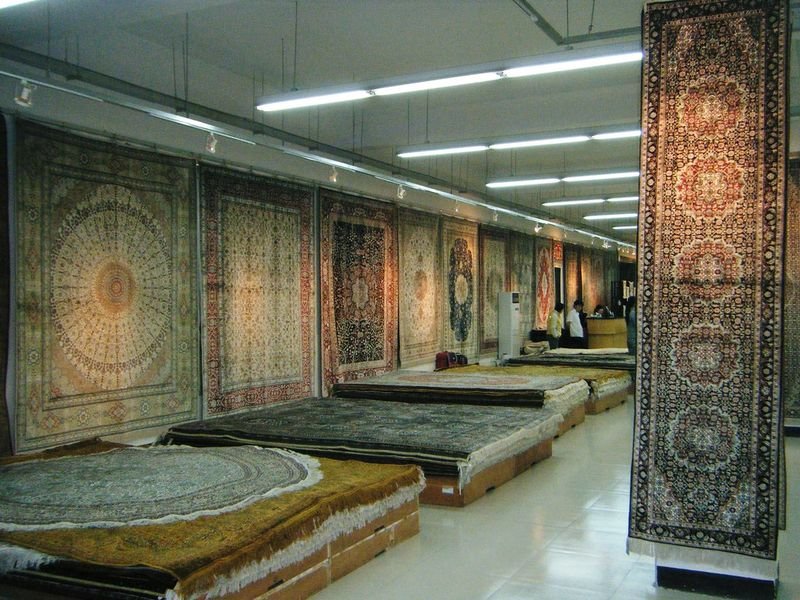 resources of Silk carpets exporters
