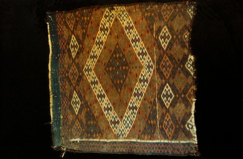 resources of HANDMADE WOOLEN FLATWEAVE RUG exporters
