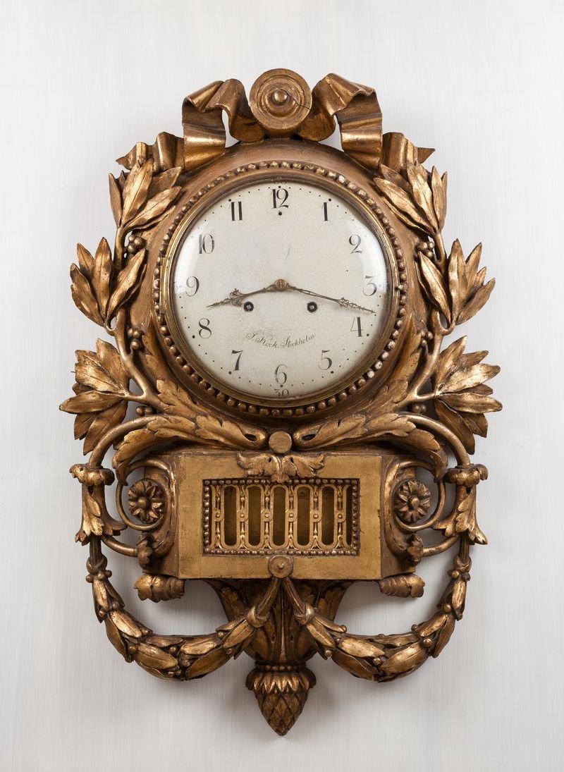 resources of Hand Painted Solid Wood Cuckoo Clock exporters
