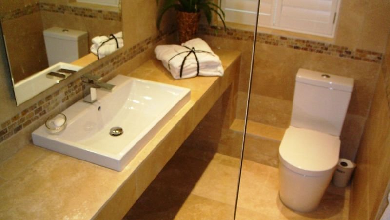 resources of Hot Sale Self Adhesive Leaves Pattern Wallpaper exporters
