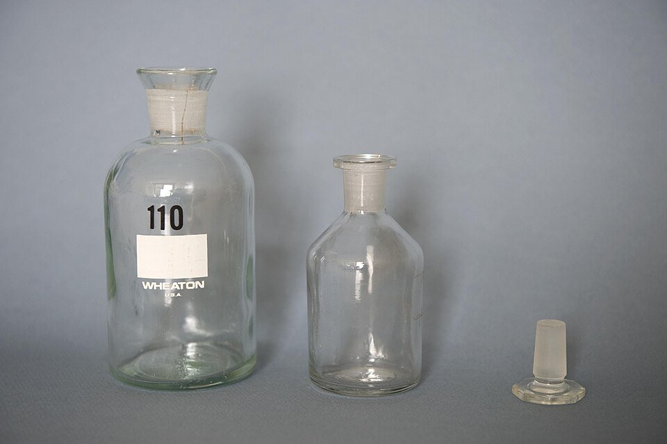 Laboratory Equipments & Instruments Exporters, Wholesaler & Manufacturer | Globaltradeplaza.com