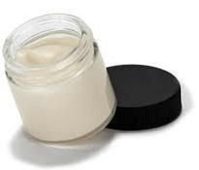 resources of Mattifying Make-Up Base - Newwell exporters