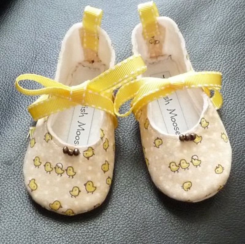 resources of Canvas Ballet Shoe exporters