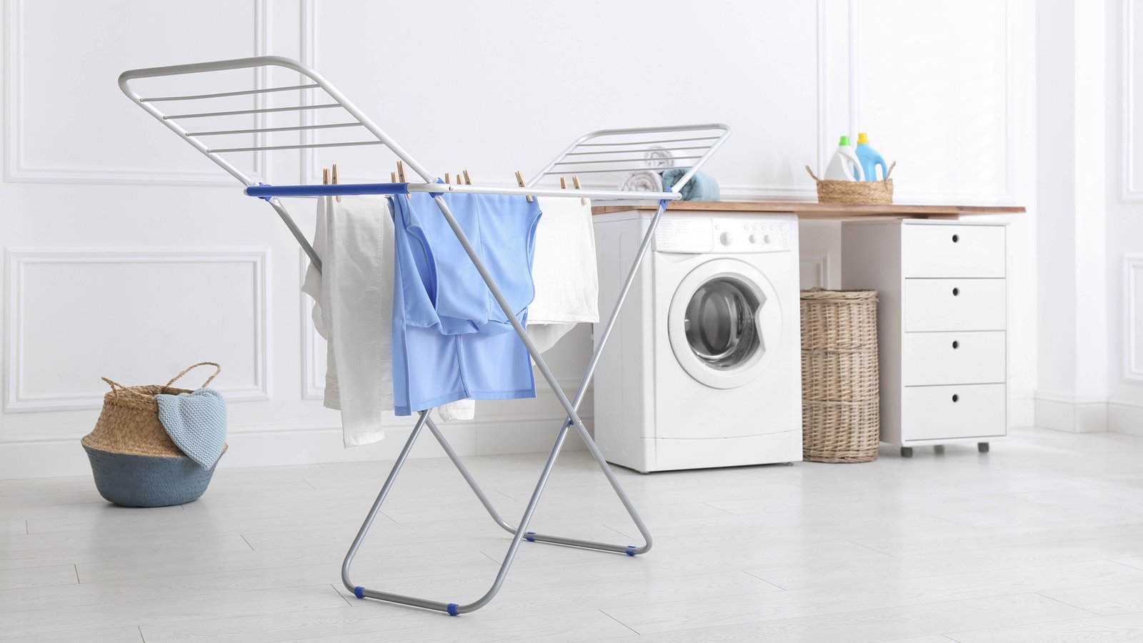 resources of Folding Clothes Drying Rack Garment Rack exporters