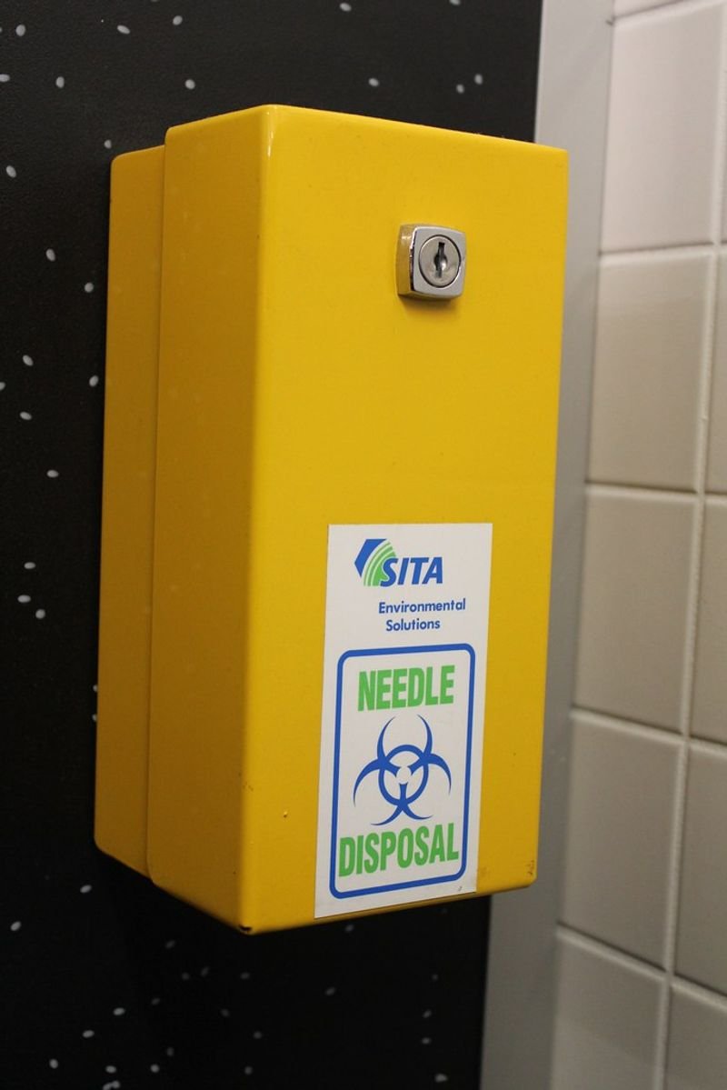 resources of Mobile Wheeled Medical Waste Set 60 Lt exporters