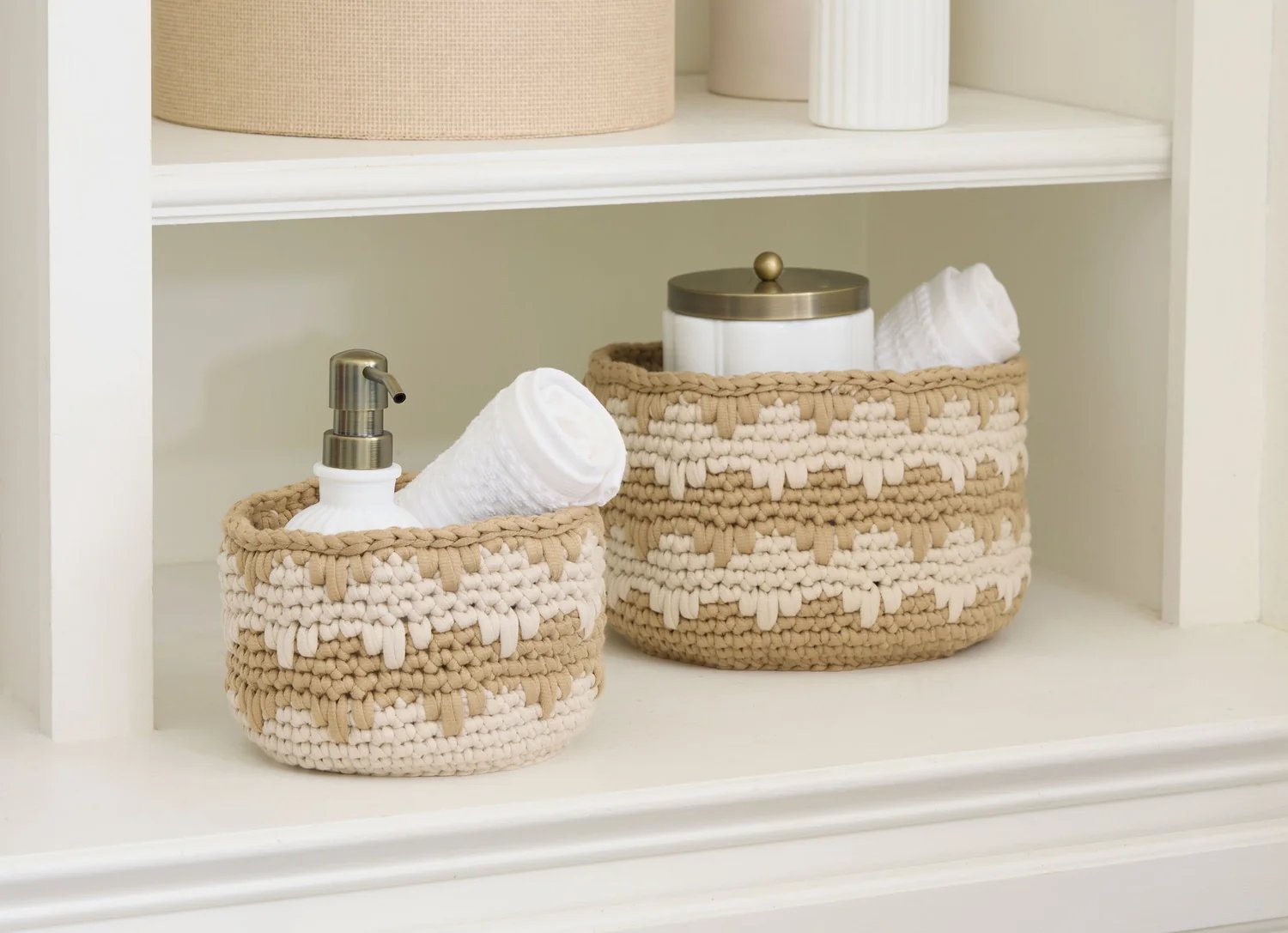 resources of ROUND SHAPE SALT LAMP BASKET exporters