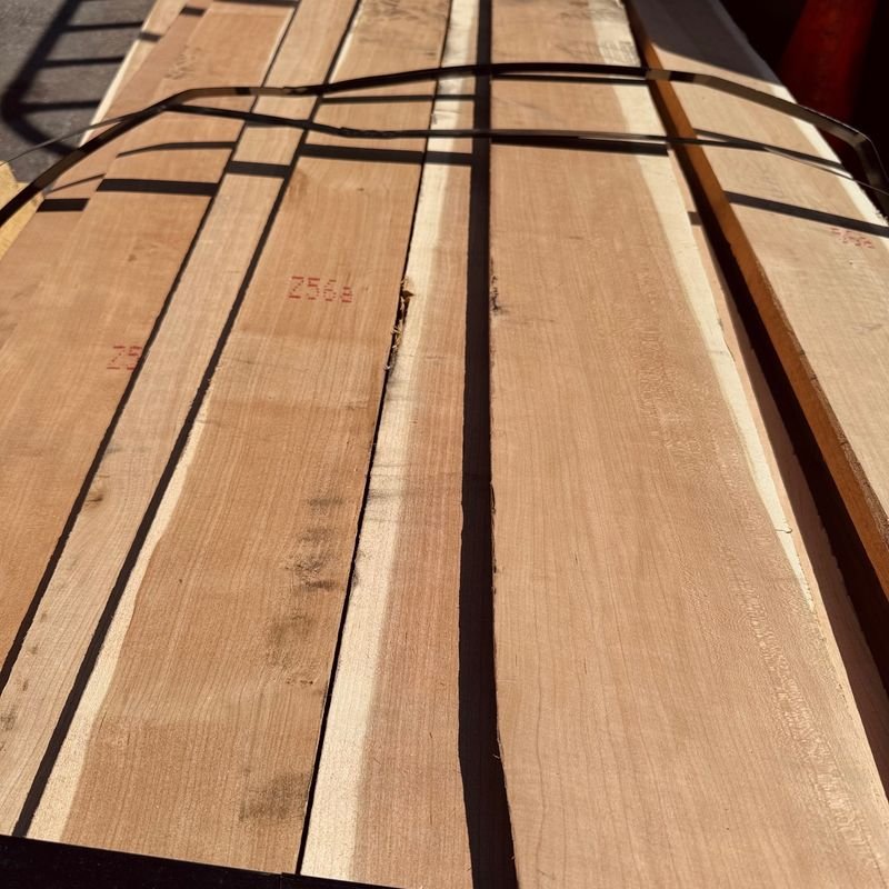 resources of Red Meranti S4S Sawn  &amp; Products exporters