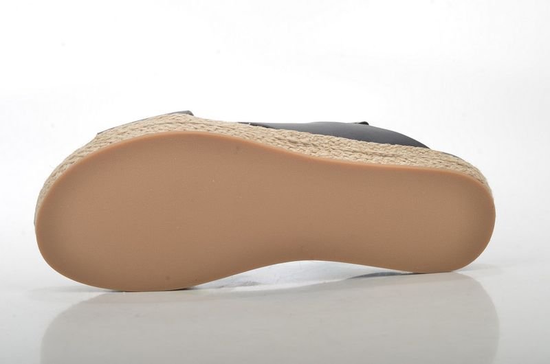 resources of Women Black Solid Ballerinas Footwear exporters
