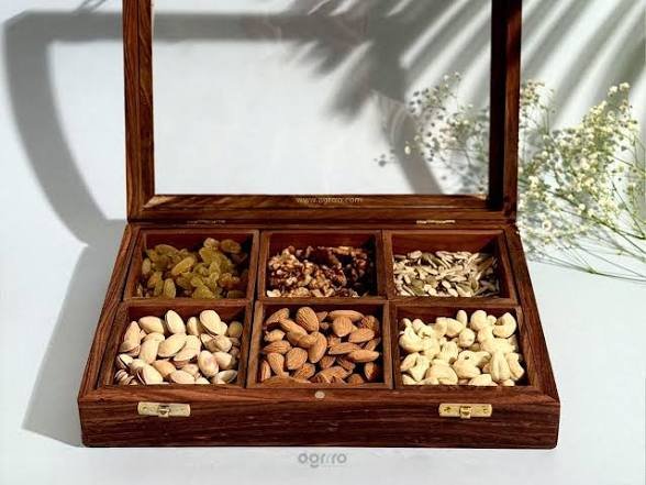 resources of Wood Feeding Tray Best Christmas Gift exporters