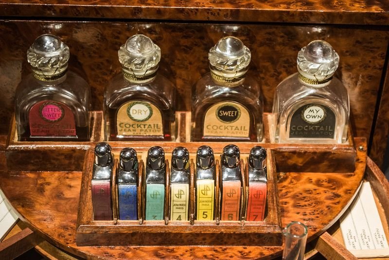 resources of Perfume packaging exporters