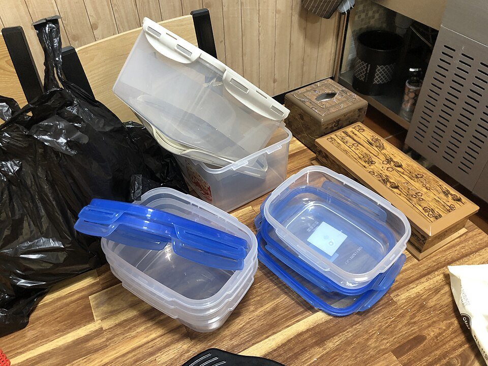 resources of 750ml Rectangle Plastic Food Container exporters