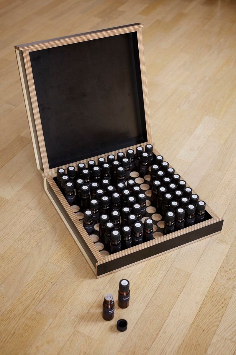 resources of Deluxe wine box with accessories exporters