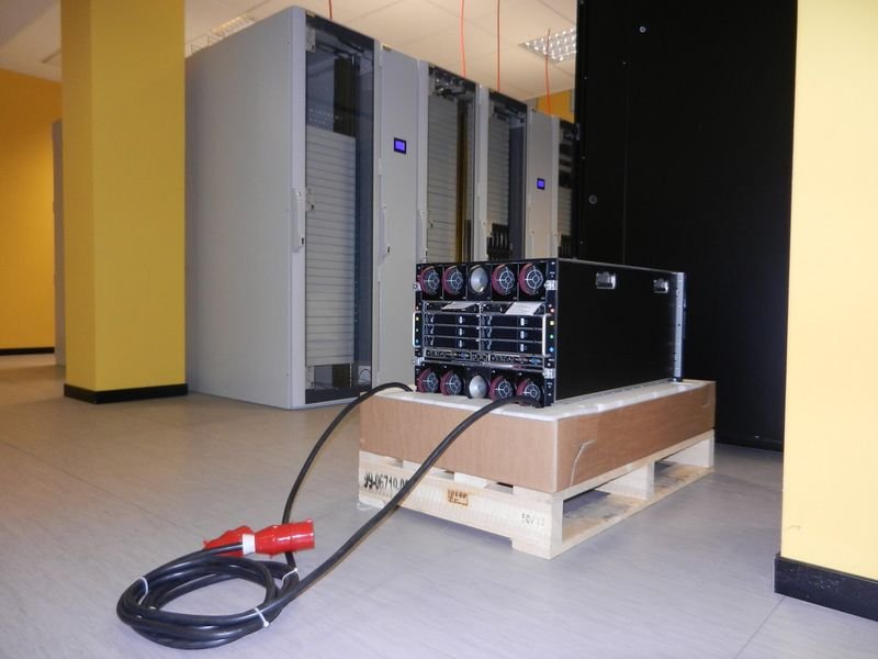 resources of 10KW Low Frequency Inverter 50hz to 60hz exporters