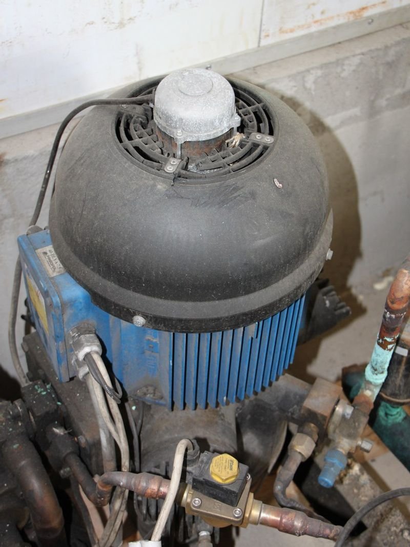 resources of Ke750 Motor Y Ts4514n1827e200 exporters