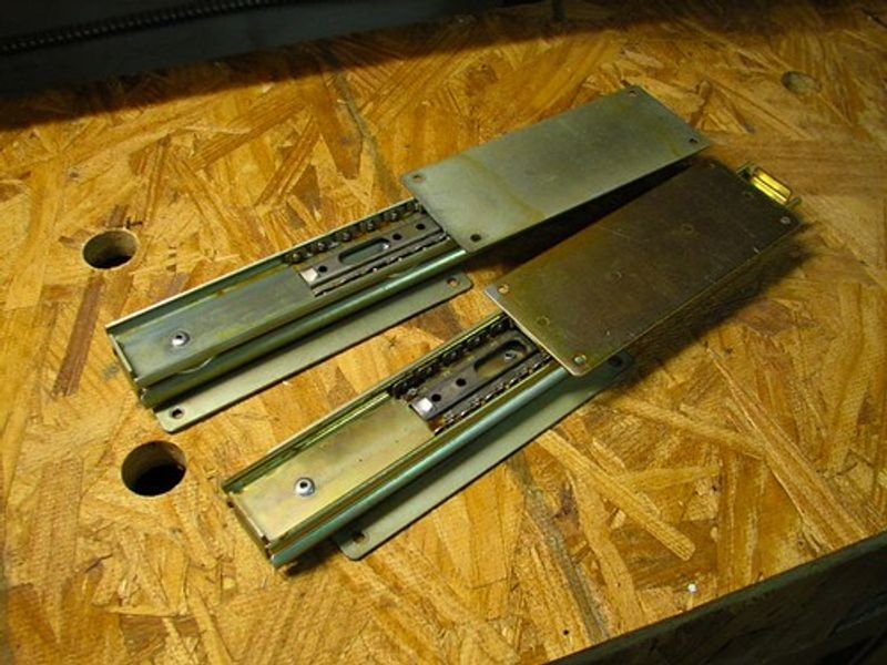 resources of Fulaisi Double Action Floor Spring Hinge 150KG exporters