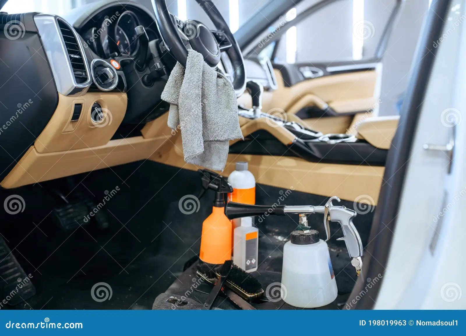 resources of Dashboard polish-car care products exporters