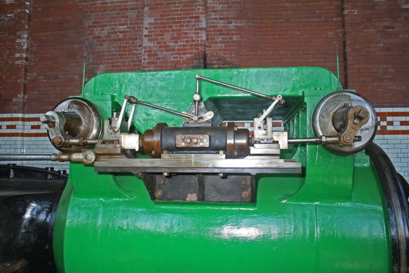 resources of Opel Auto Parts Metering Valve 819517 exporters