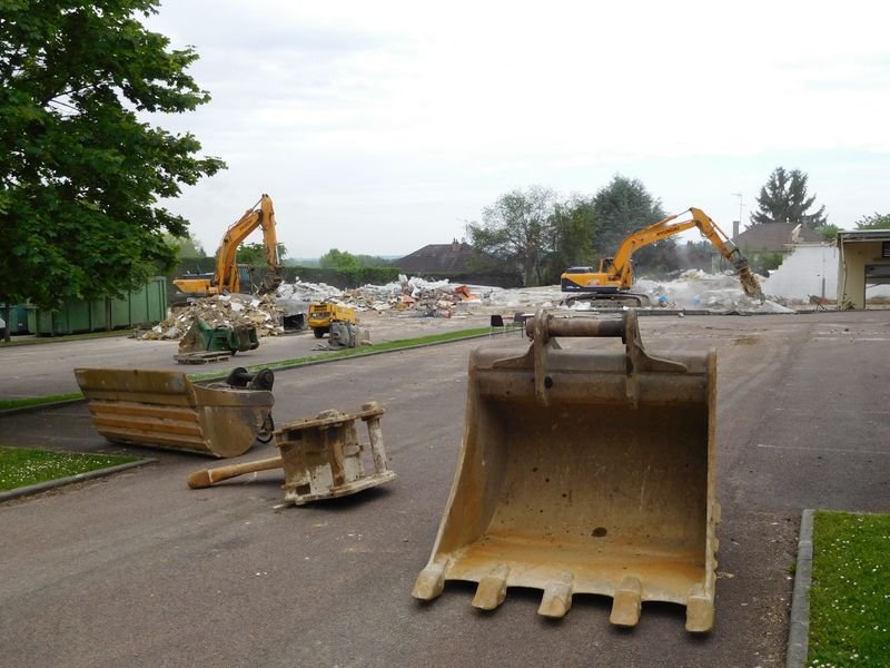resources of Used excavator exporters