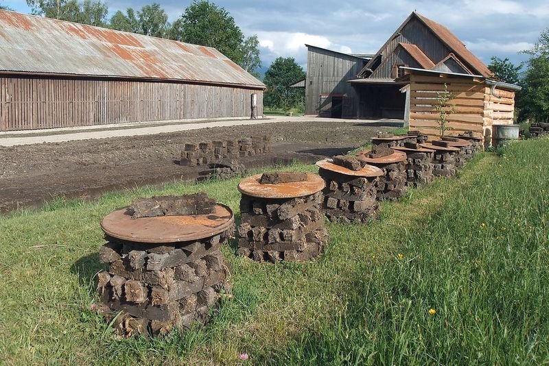 resources of Hard Wood Briquette exporters