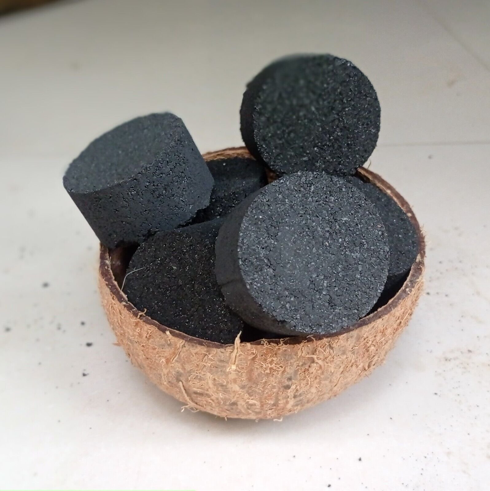 resources of Coconut Shell Briquettes Charcoal Hexagonal exporters