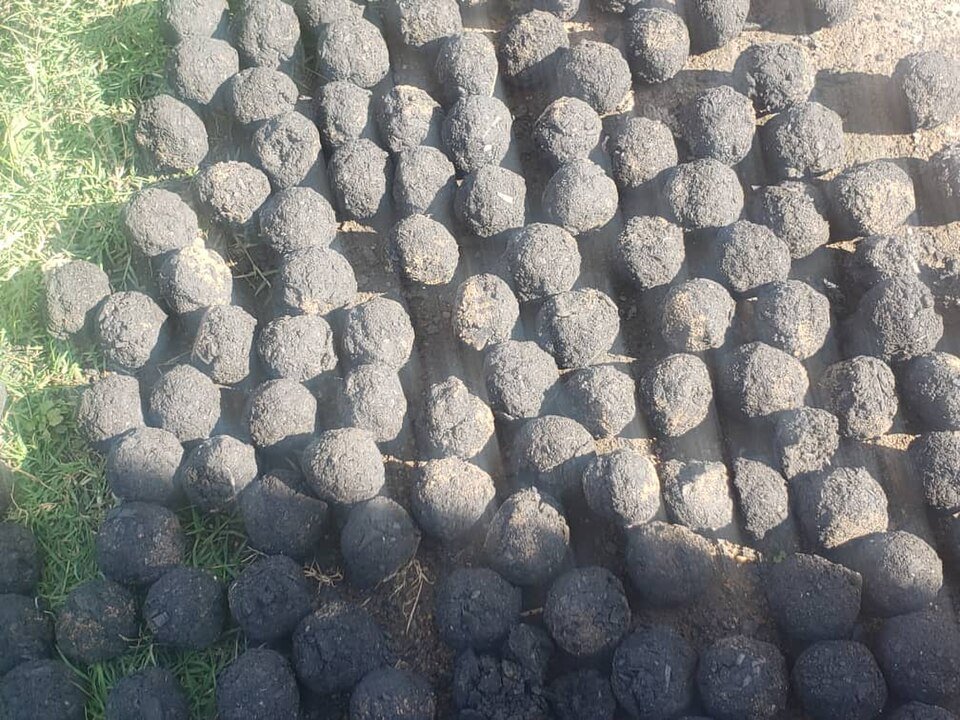 Sawdust Briquette Charcoal Exporters, Wholesaler & Manufacturer | Globaltradeplaza.com