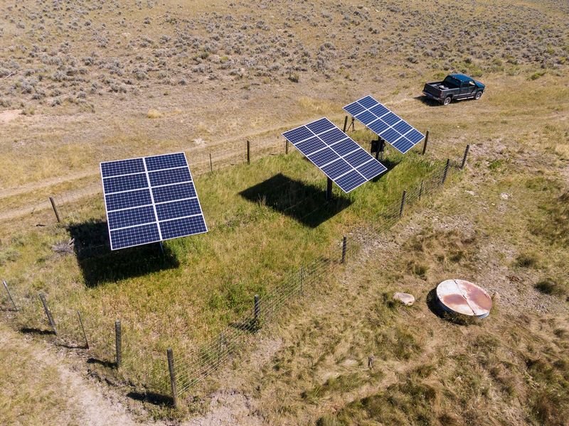 resources of Single Axis High Efficiency Solar Panel Solar Mounting Photovoltaic System Sun Tracking Solar tracker System exporters