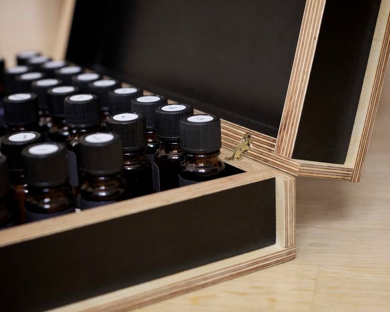 resources of Zamac Solid Perfume Case exporters