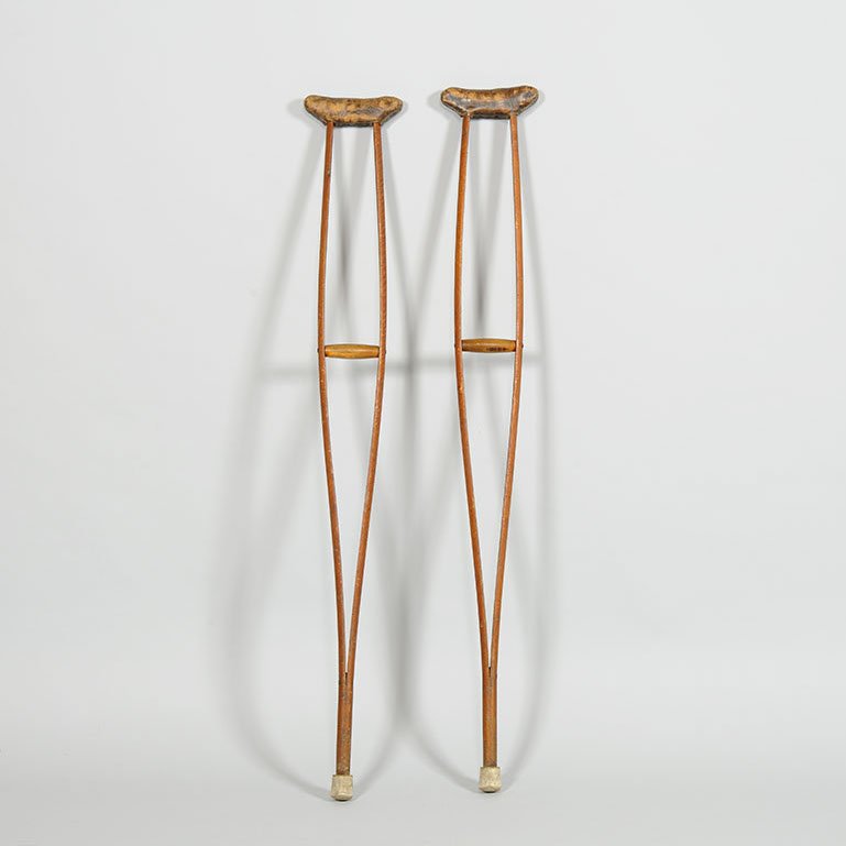 Crutches Exporters, Wholesaler & Manufacturer | Globaltradeplaza.com