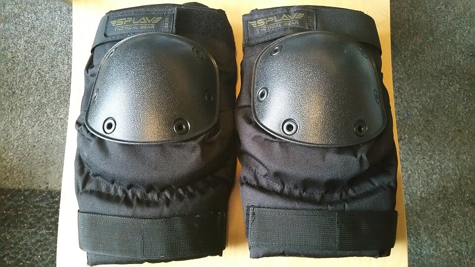 Knee Pads Exporters, Wholesaler & Manufacturer | Globaltradeplaza.com