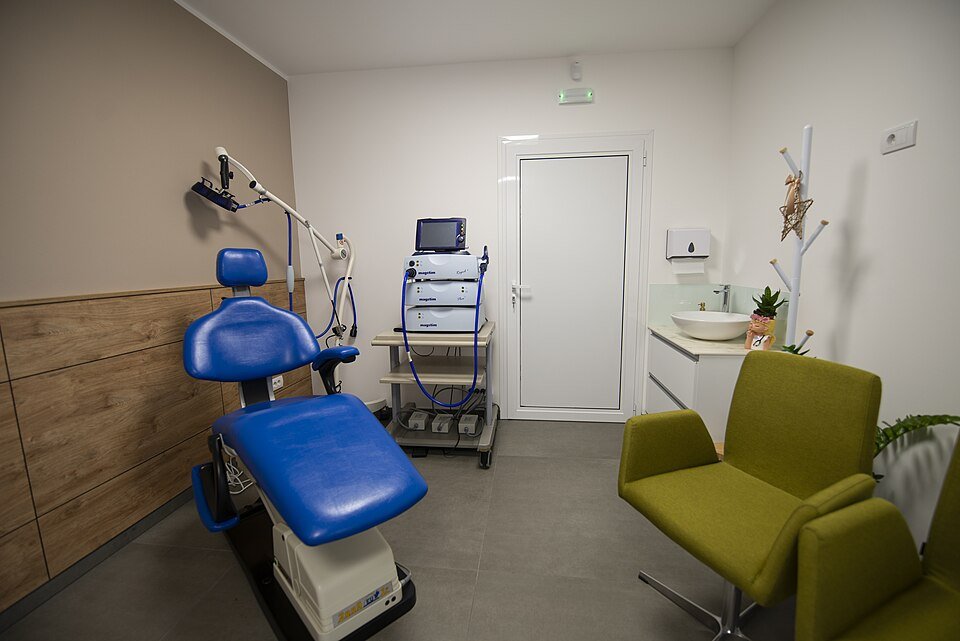 Medical Chairs Exporters, Wholesaler & Manufacturer | Globaltradeplaza.com