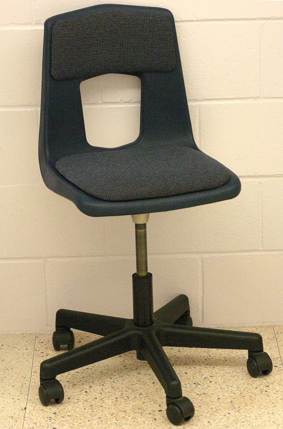 Computer Chairs Exporters, Wholesaler & Manufacturer | Globaltradeplaza.com